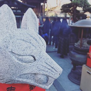 将振动器抵在小核上
